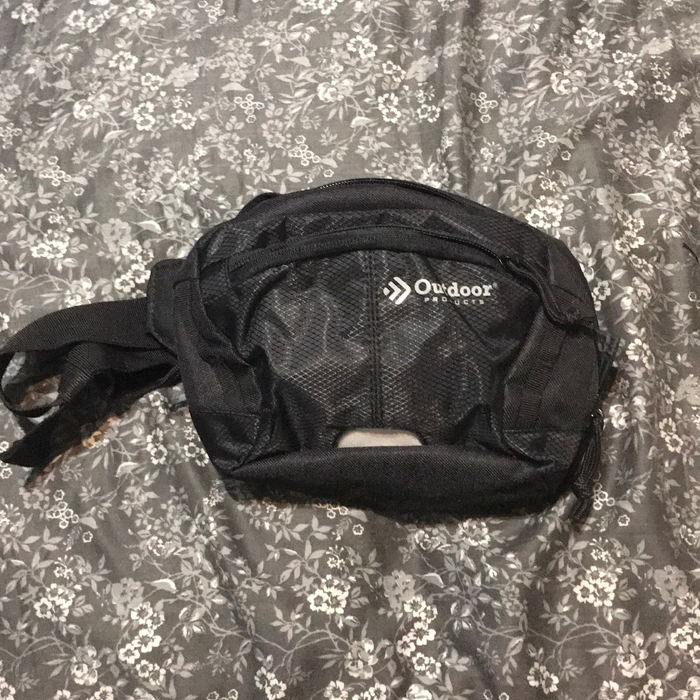 Fanny pack
